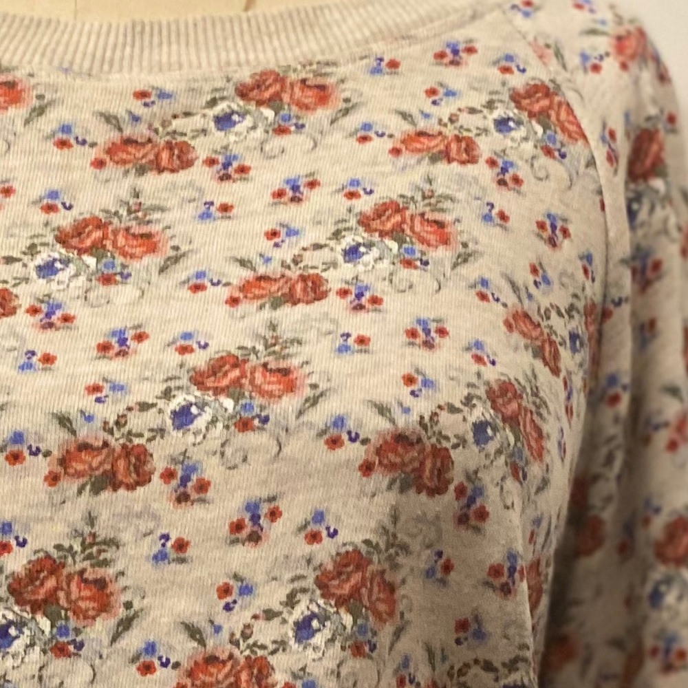 Floral pullover sweater - Picture 4 of 4